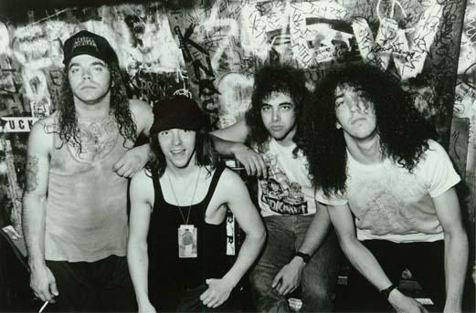 glndrms.jpg (52640 bytes)